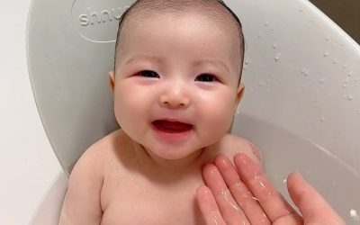 Pijat Bayi Entrop? Kasih Baby Spa (@kasih_babyspajayapura) Siap Melayani Homecare Profesional se-Kota Jayapura!