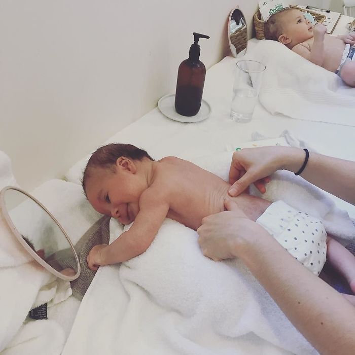 "pijat bayi timika"
